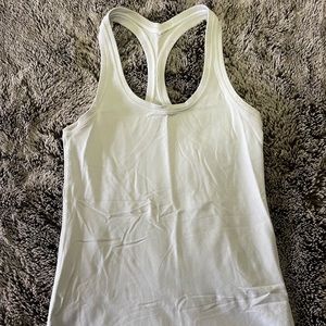 Lululemon race back tank top nulu